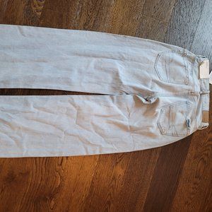 American Eagle Low Rise Skater Jean Ice Blue Size 000